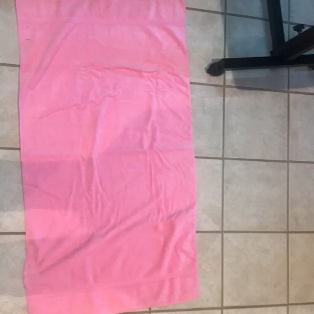 Towels Bundle of 6 Vintage Pink Bath Towels